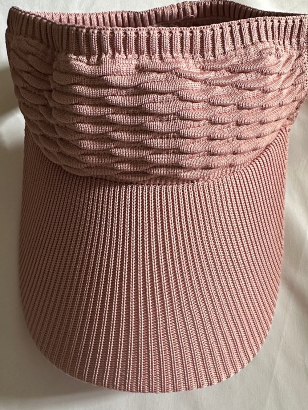 Cable Knit Visor Cap in Dusty Rose